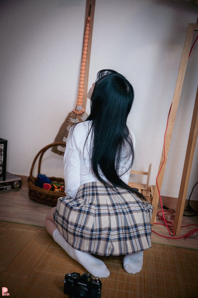 PINK- Jina – Jina’s school uniform life[111P]